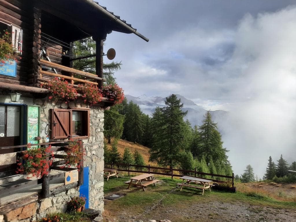Refuge Guido Rey, photo 5 of 18