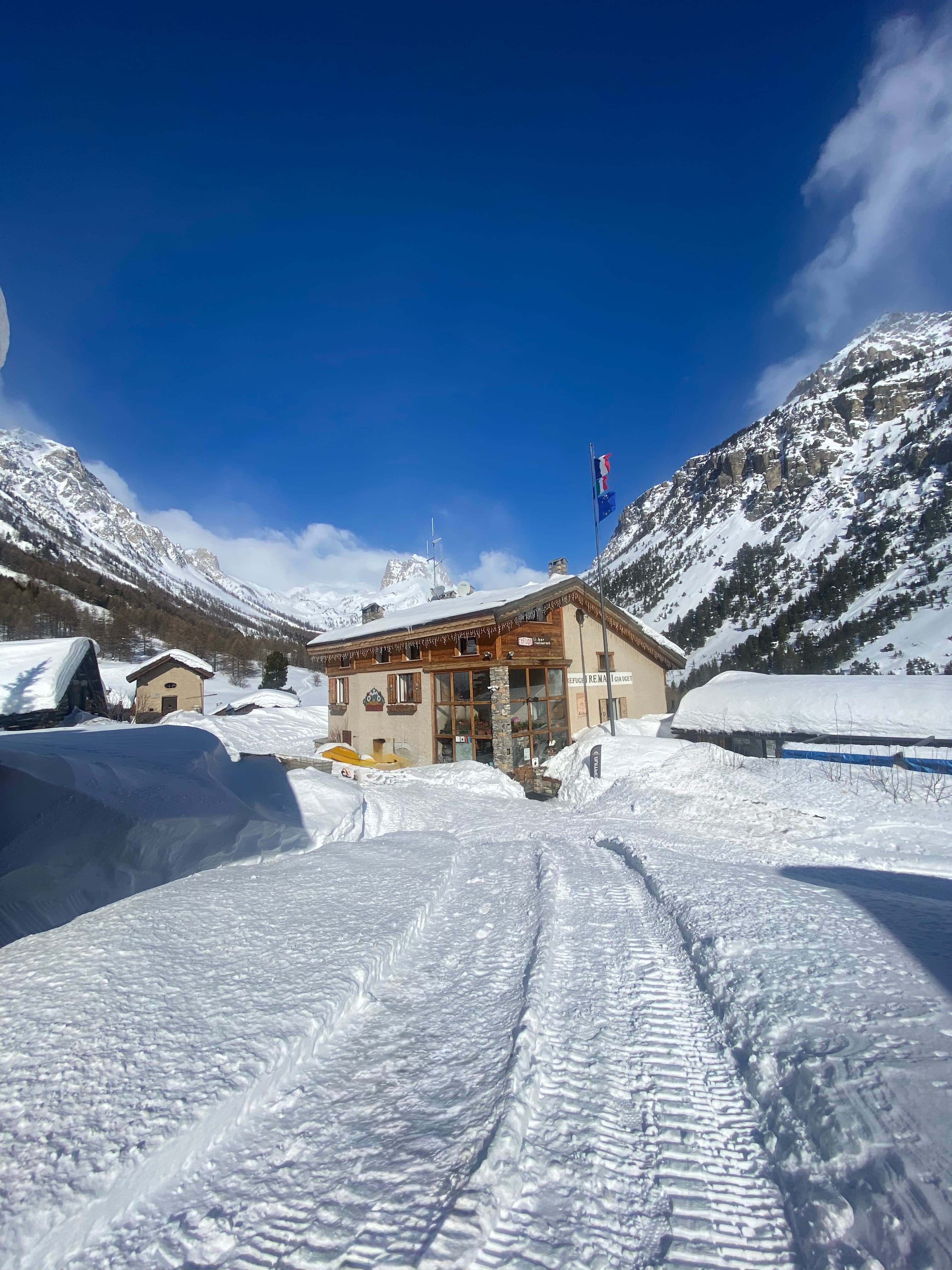 Refuge I Re Magi, foto 1 di 19
